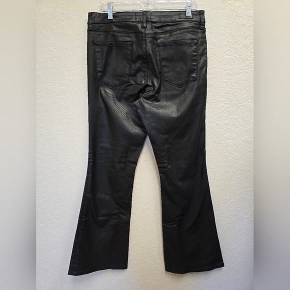 Kut from The Kloth Ana Coated High Rise black Flare Leather Like Look Size 12 - Picture 7 of 7